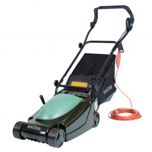 The Hayter Envoy is a mains electric lawnmower designed for the smaller garden. The stylish, robust deck makes it easy to manoeuvre whilst cutting your lawn to a fine striped finish. All the craftsmanship you would expect from Hayter at a great price with no compromise on quality. It makes mowing smaller lawns a breeze.