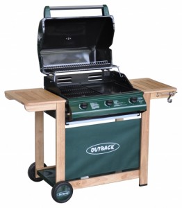 The three burner Hunter has a one piece porcelain enamelled easy clean roasting hood, cast iron grill and griddle plate, new cast iron burners and lava rock. A swing away chrome warming rack, FSC hardwood trolley with folding side tables, porcelain coated fire bowl, two-tiered drip tray and rubber tyre wheels are also included. Free propane regualtor and protective cover.